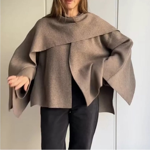 NWT ZARA knit  SCARF COAT SIZE L-XL 
🚨 FINAL PRICE NO OFFER ACCEPT - Picture 3 of 15